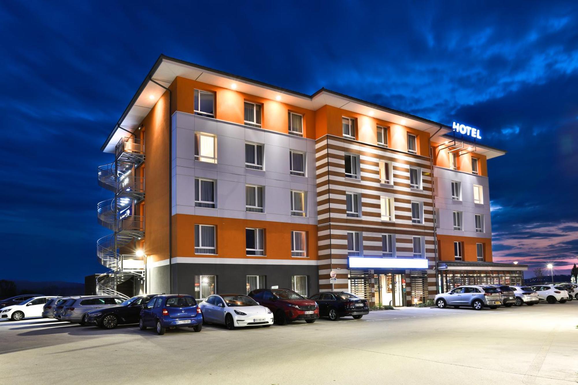 Kyriad Pontarlier Hotel Exterior photo