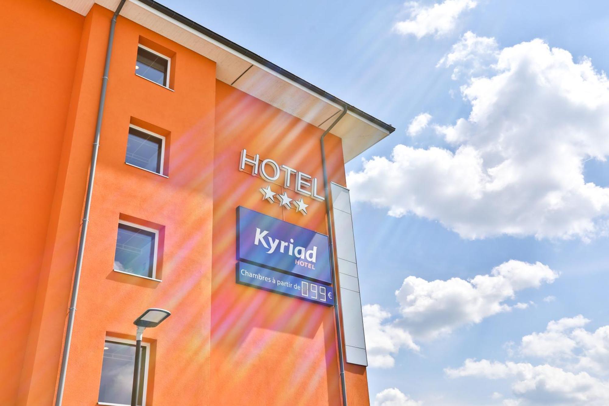 Kyriad Pontarlier Hotel Exterior photo